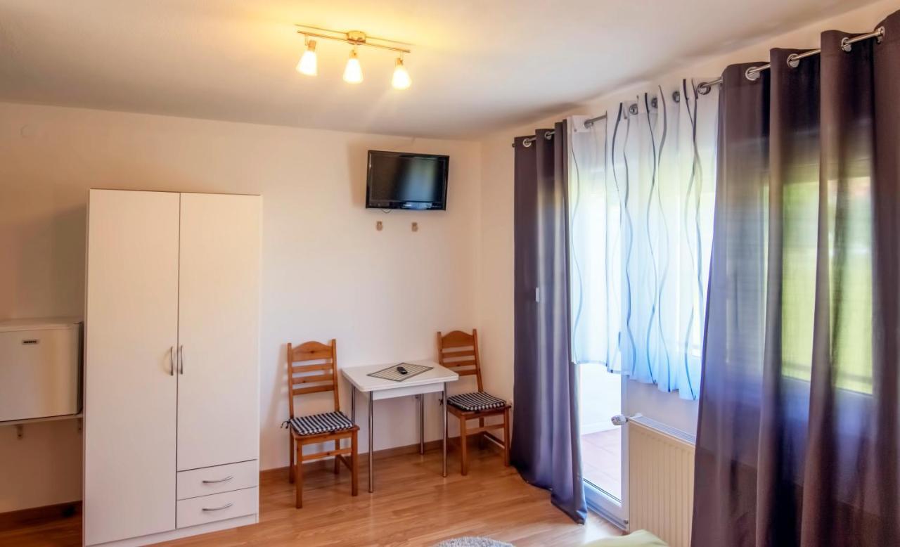 Soul Vacation Hotel Korenica Ngoại thất bức ảnh