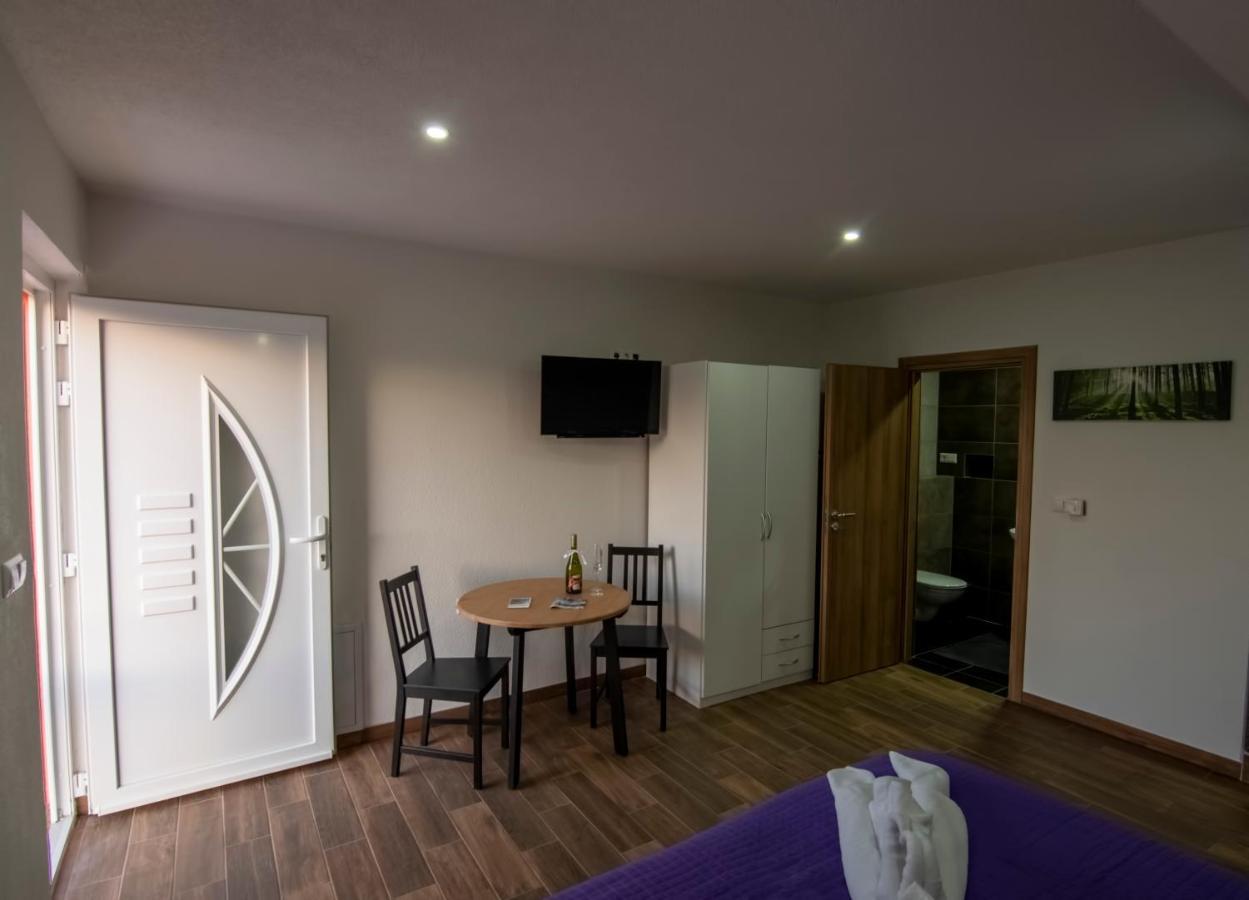 Soul Vacation Hotel Korenica Phòng bức ảnh